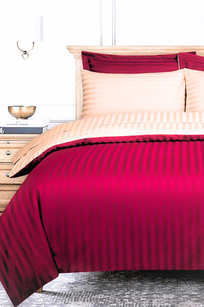 Mokolwane Gold 7-Piece Bedding Set